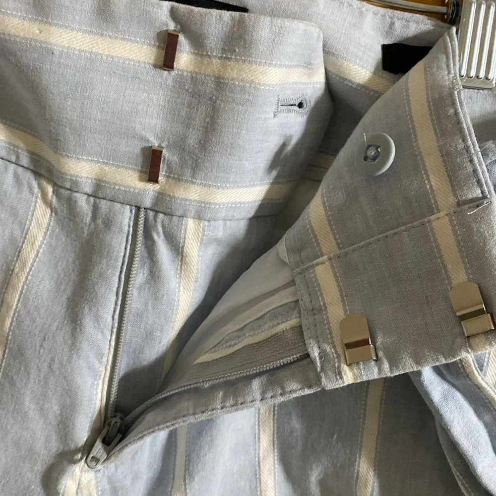 Banana Republic Logan crop Blue White linen Striped pants women 0 vacation beach